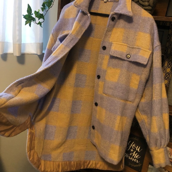 Shacket - Picture 5 of 7